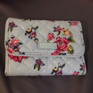 Vera Bradley compact Riley wallet
